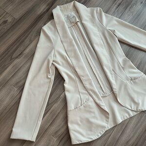 Dynamite Cream Women's Blazer